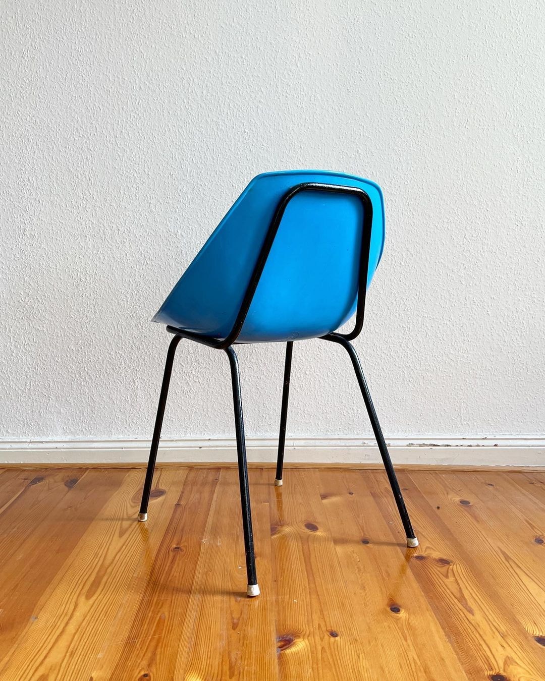 Coquillage Chair by Pierre Guariche for Meurop